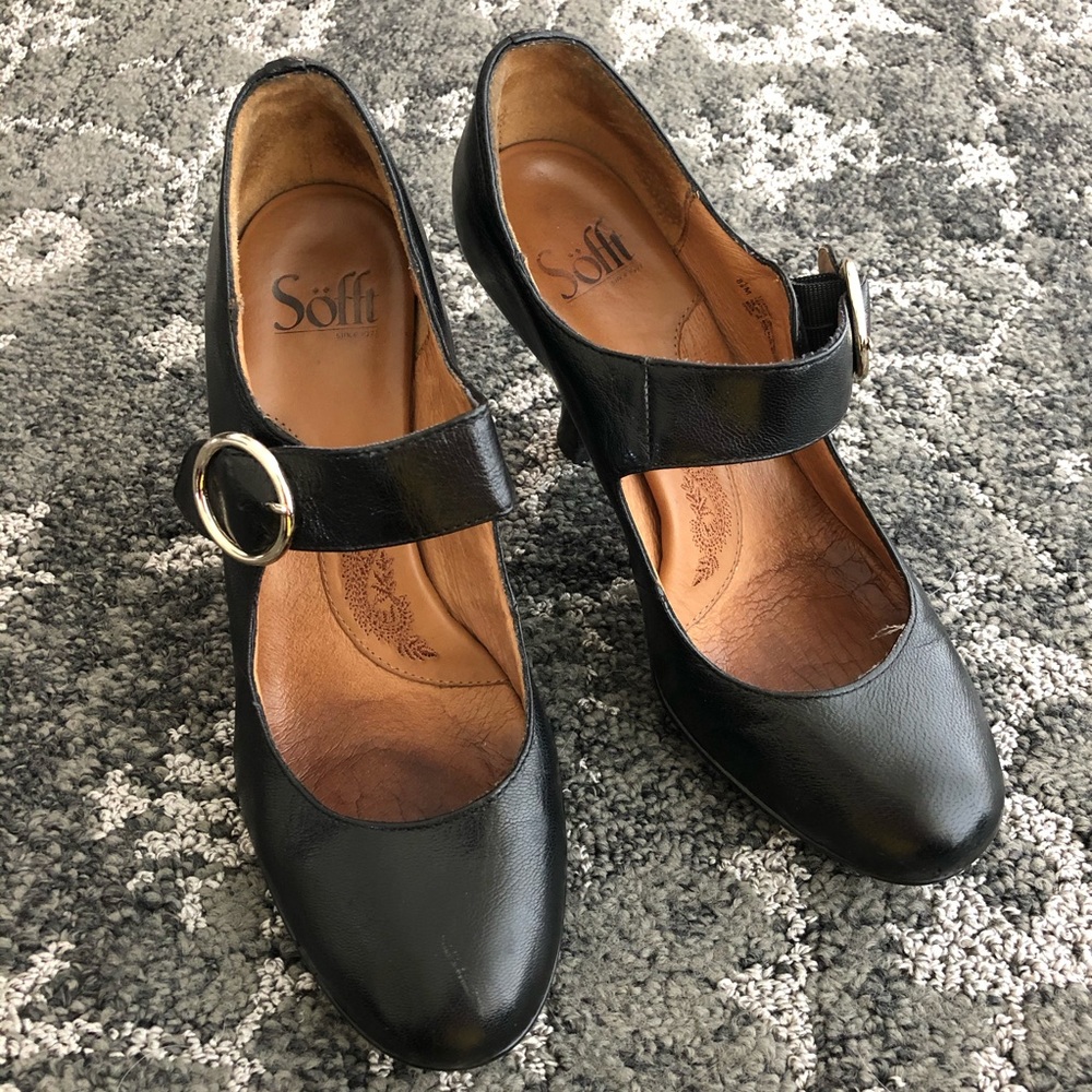 Sofft Mary Jane Pumps